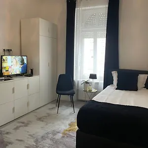 Maison d'hôtes Executive Single With En-suite In Centre, Luxembourg